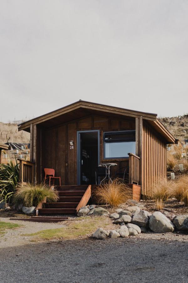 Lakes Edge Holiday Park 레이크 테카포 외부 사진