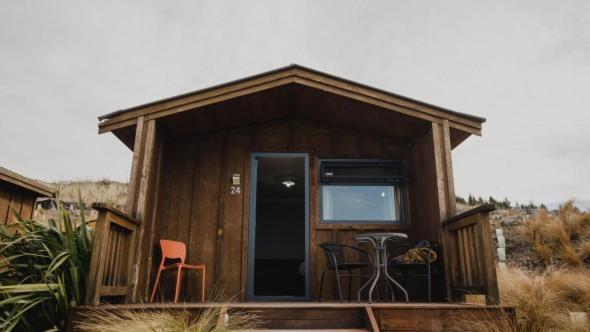 Lakes Edge Holiday Park 레이크 테카포 외부 사진
