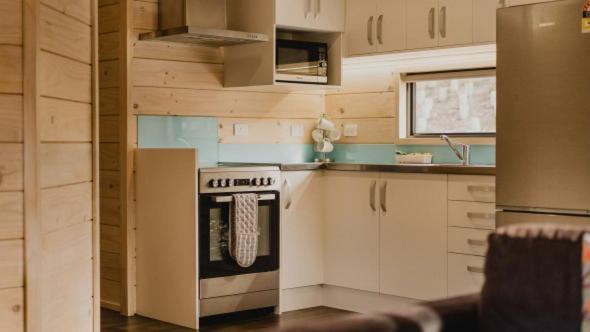 Lakes Edge Holiday Park 레이크 테카포 외부 사진