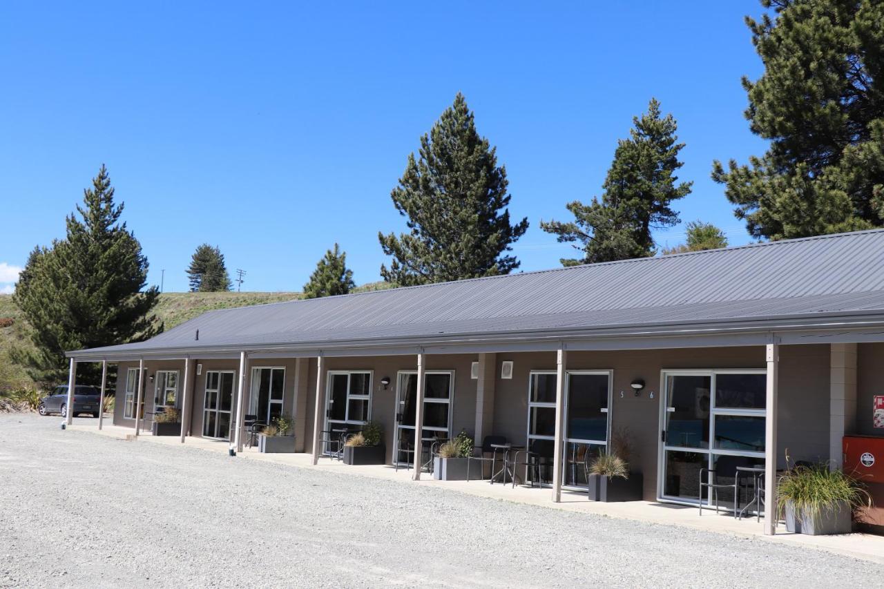 Lakes Edge Holiday Park 레이크 테카포 외부 사진
